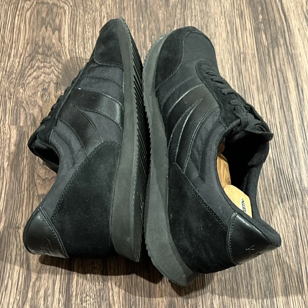 Kizik Milan Walking Shoes Sneakers Mens Size 10.5 Black Suede Casual Orthotic